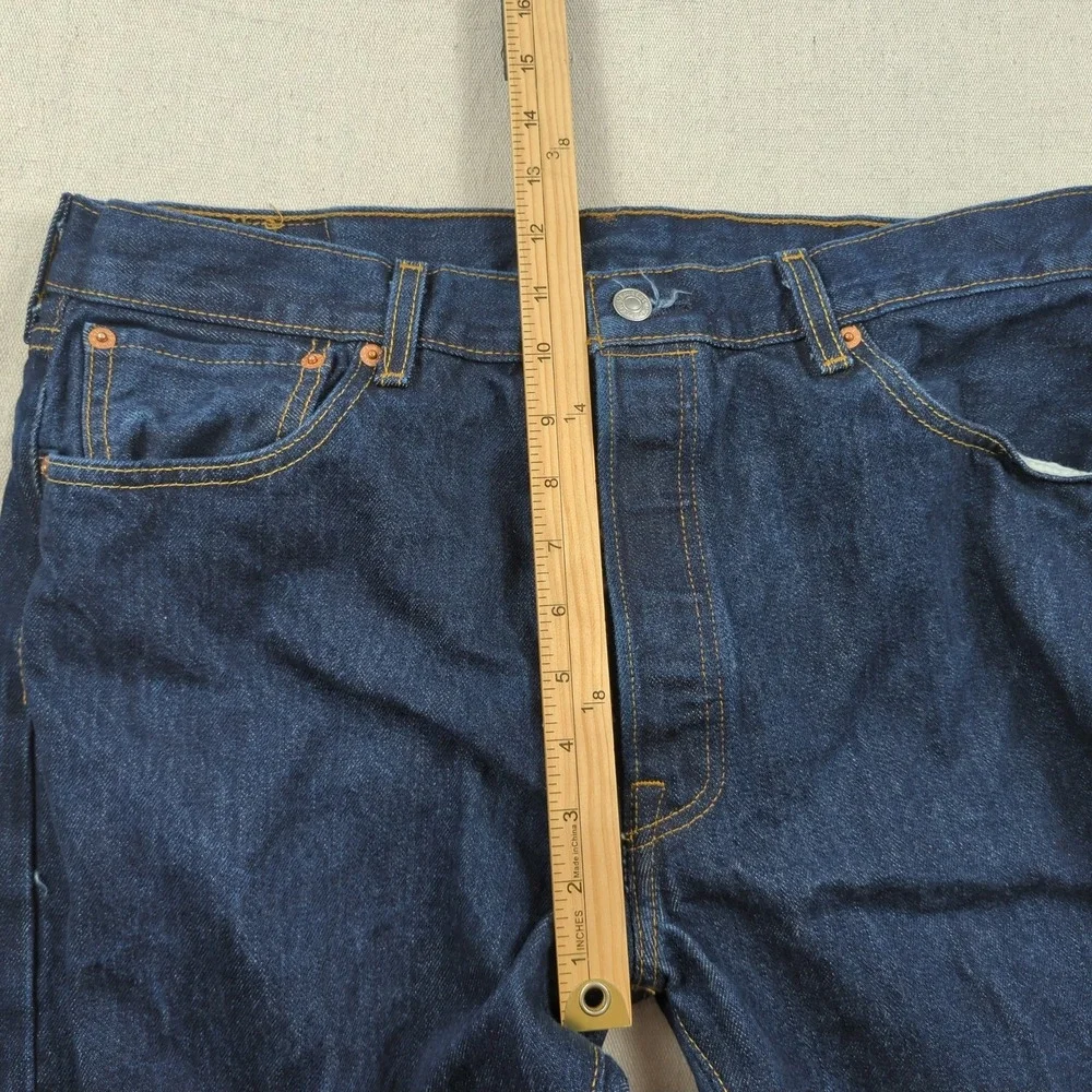 Levis 501 Jeans Mens 36x34 Blue Button Fly Classic American Western Dark Wash
